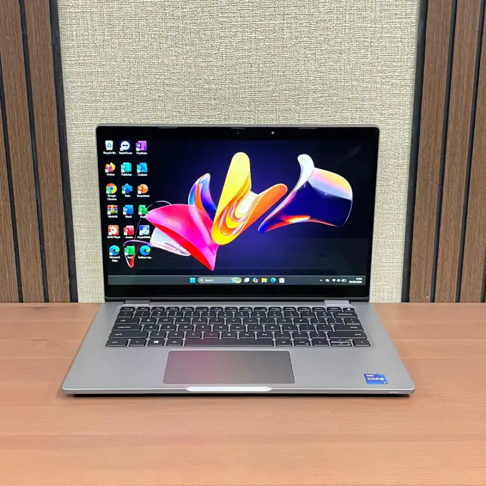 Dell Latitude 5330 | Core i7 Gen 12 | Touchscreen Flip 2in1 | 32GB/1TB