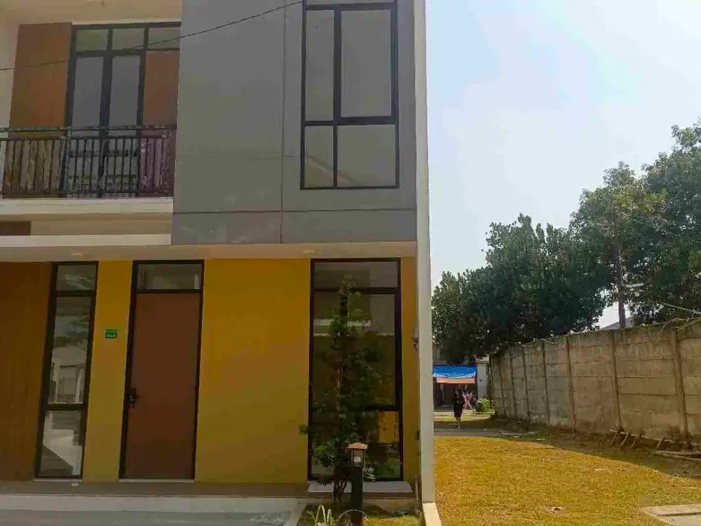 dijual Rumah Hook Lt 156m² lebar rumah 6 meter dekat akses tol dan stasiun