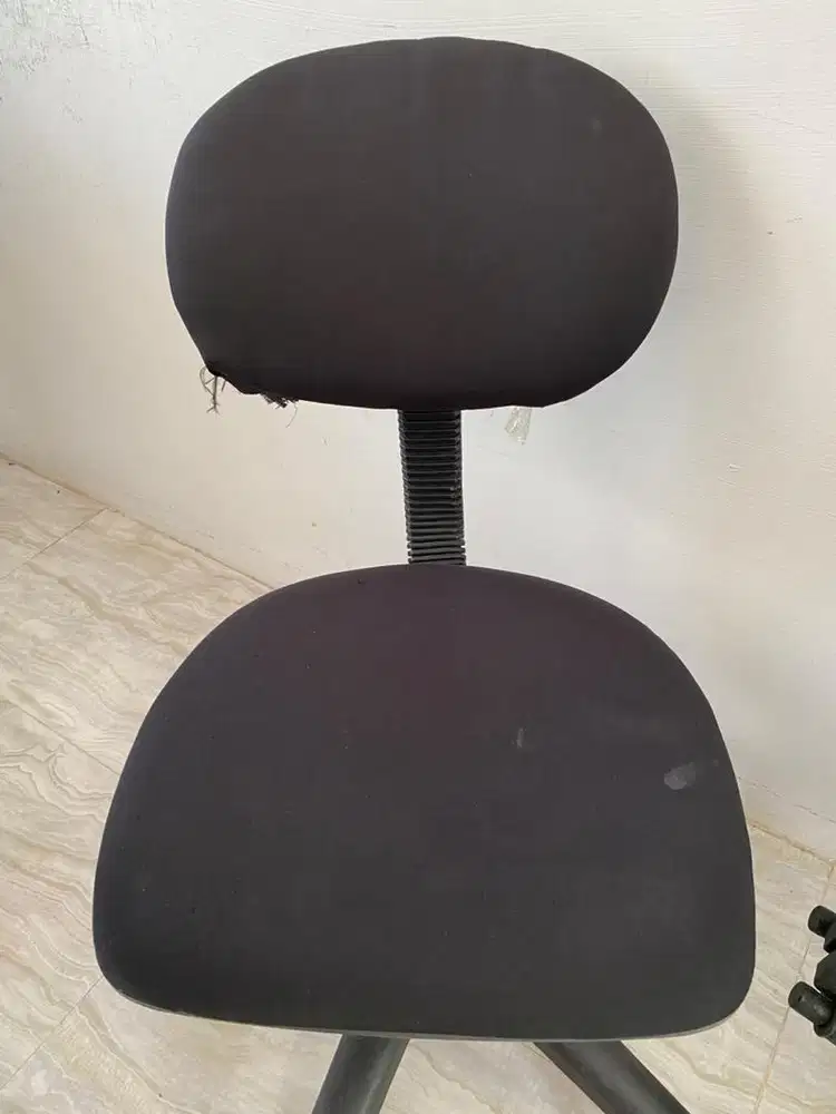 Djual 2 kursi bekas