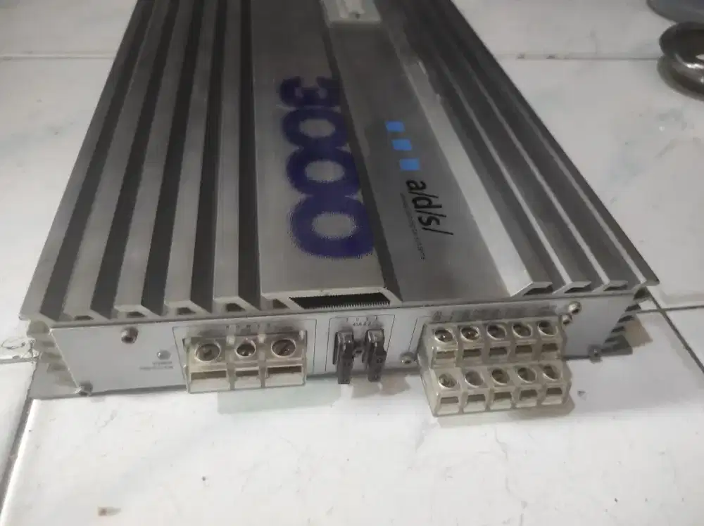 Power amplifier mobil PWM p5000 masih normal