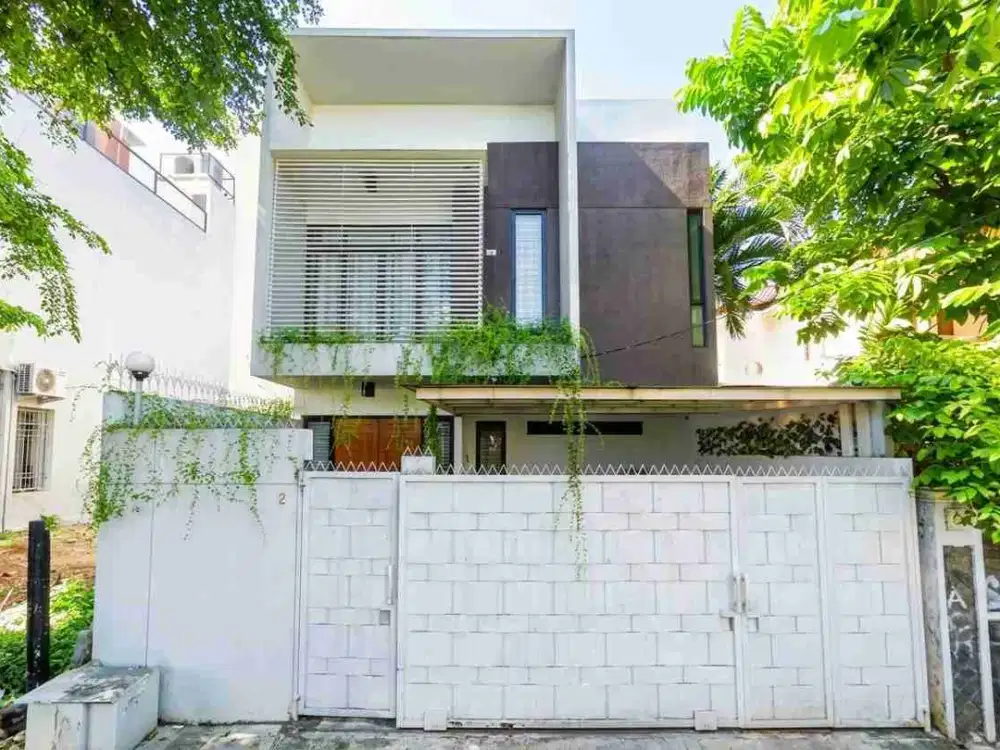 Rumah siap huni lokasi strategis di Bintaro Jaya sektor 5