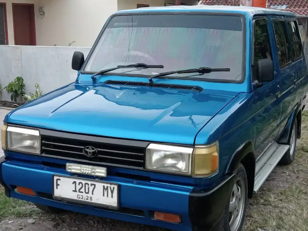 Toyota Kijang Super Astra Thn 88
