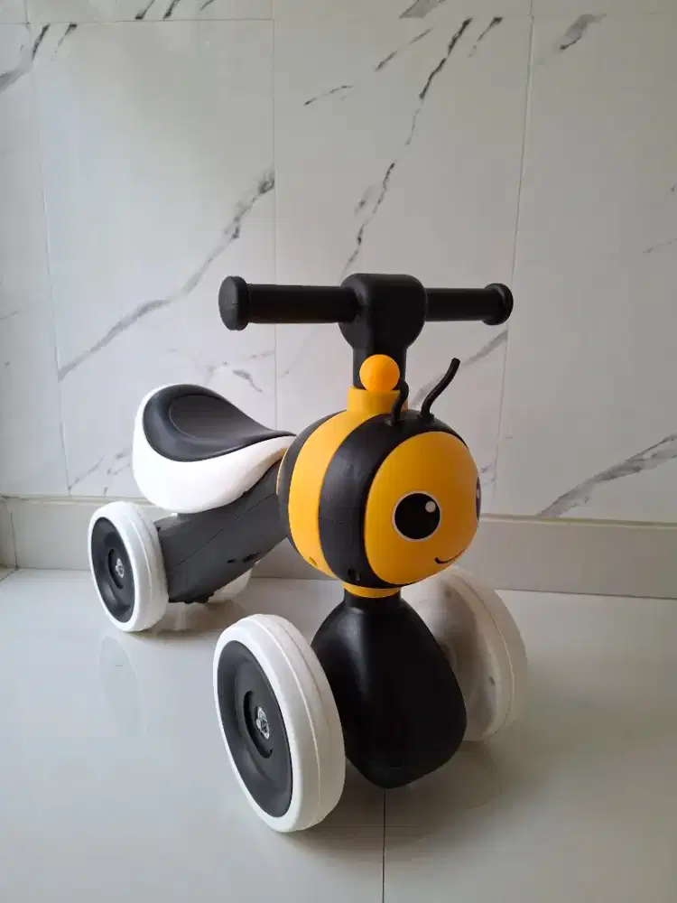 Balence Bike Bee