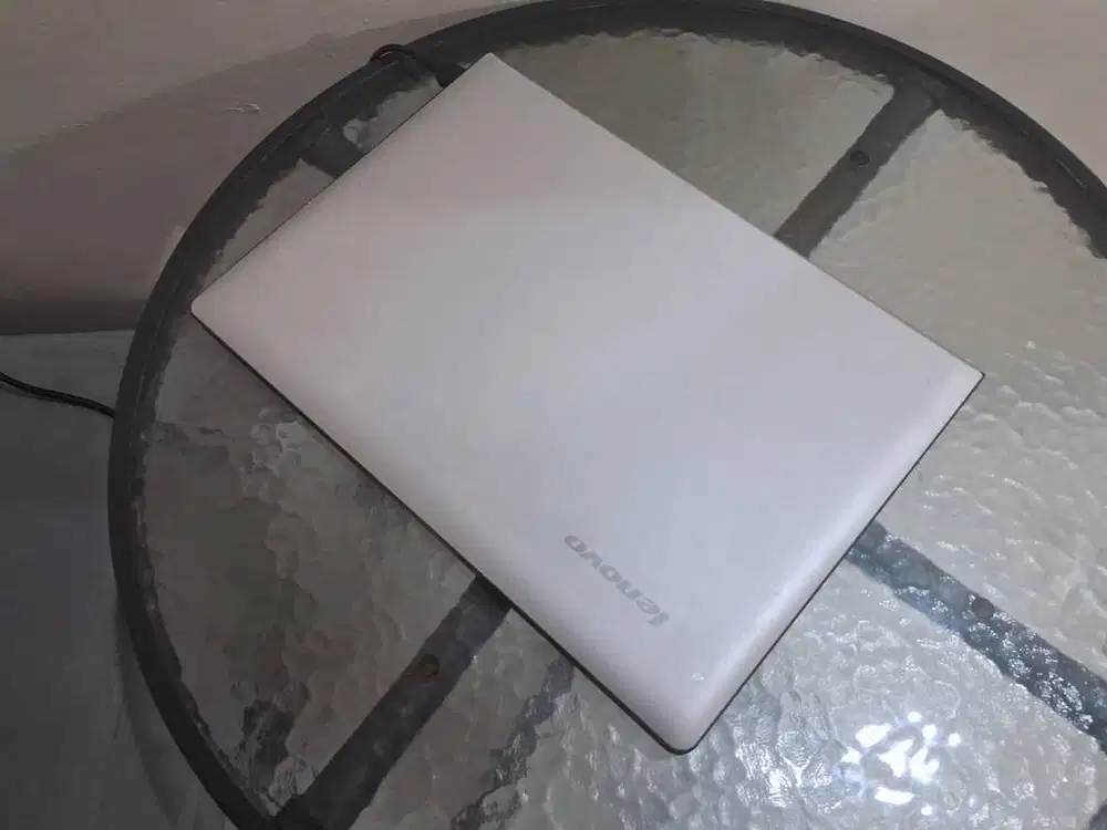 4CPU Setara i3 4GB 500GB SSD ReadyUp Laptop 14in Lenovo 300 Garansi