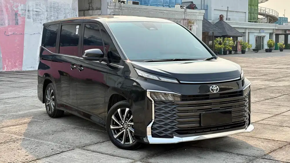 [KM 10.000AN]TOYOTA VOXY 2.0 TSS AT HITAM 2025