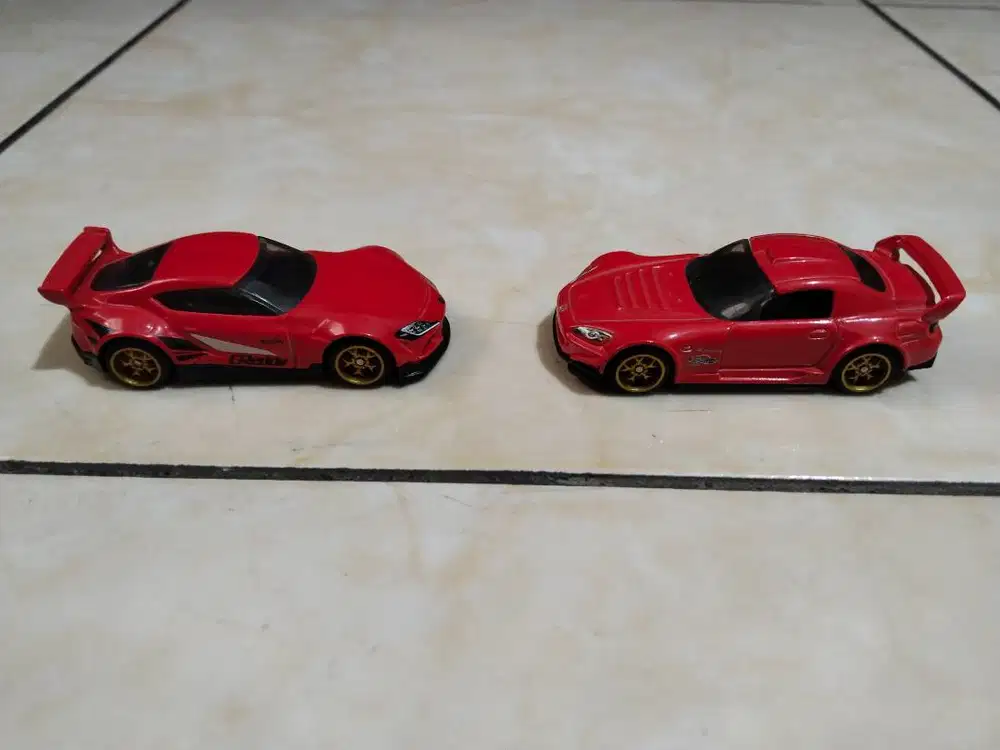 Hotwheels honda S2000 dan gr supra