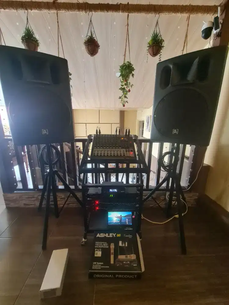 1 Set Sound System keluarga