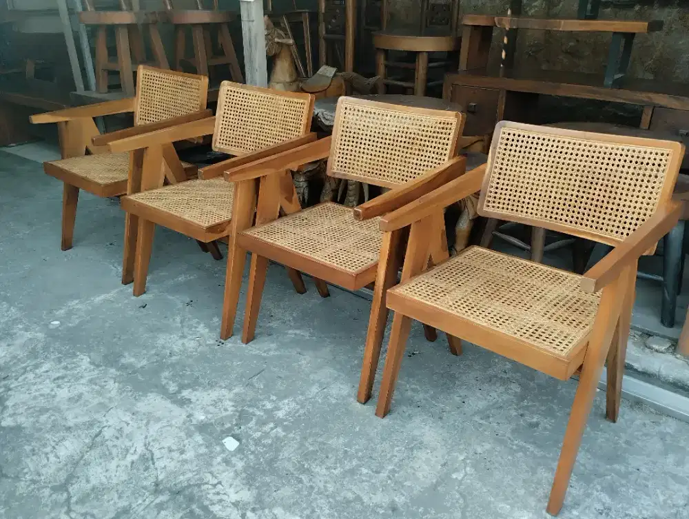 Kursi kayu jati kombinasi rotan