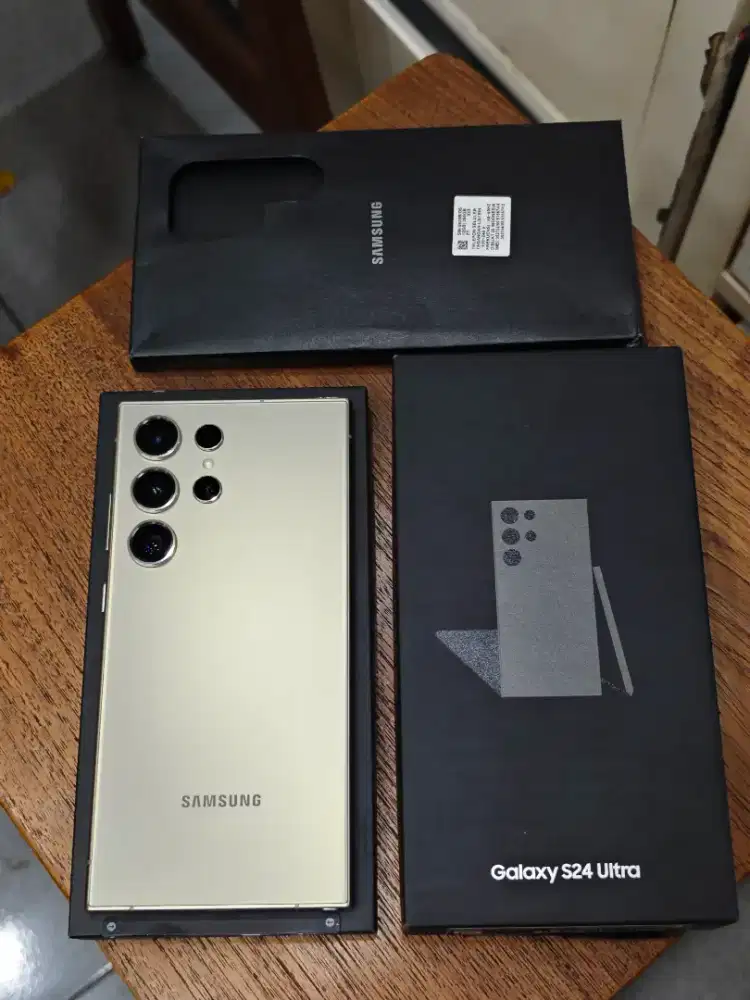 Samsung S24 Ultra 12/256 Gb istimewa