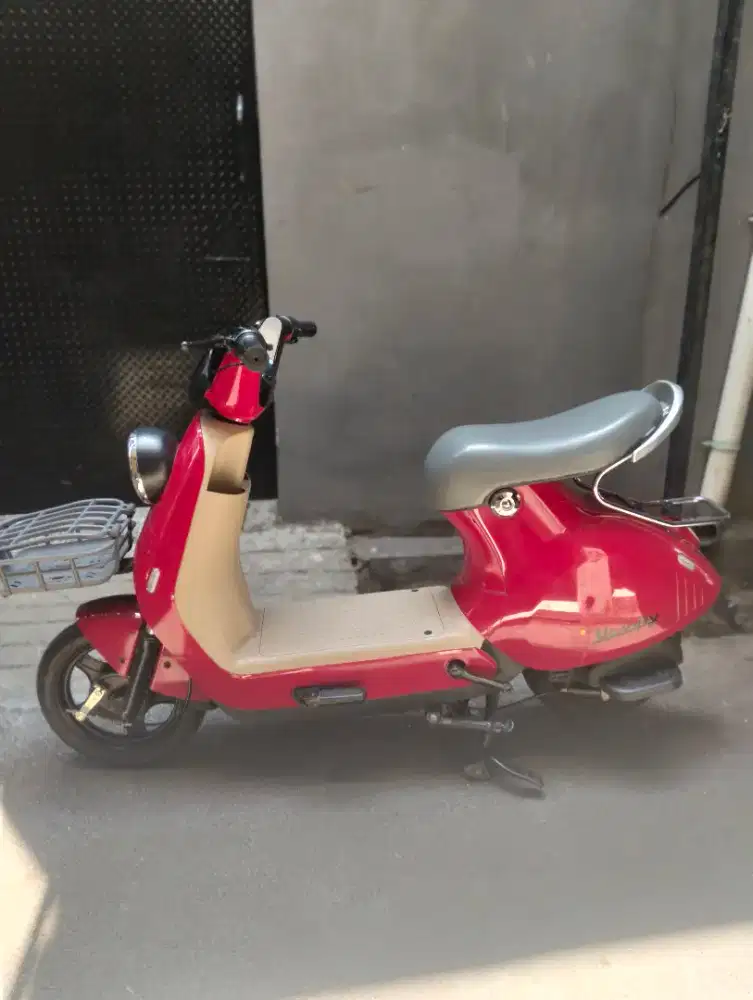 Sepeda listrik Uwinfly R8S