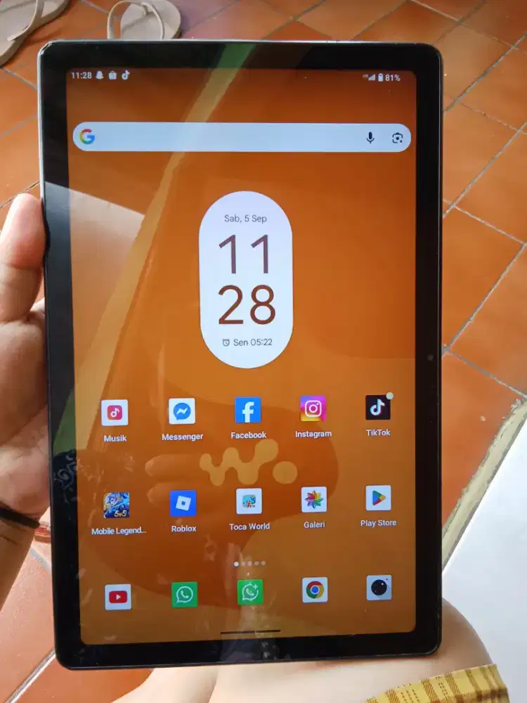 Advan VX Lite Ram 6/128 Layar 10.4 Resolusi 2k Jaringan 4G