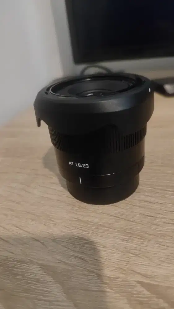 Lensta TTartisan 23 mm 1.8 / fujinon