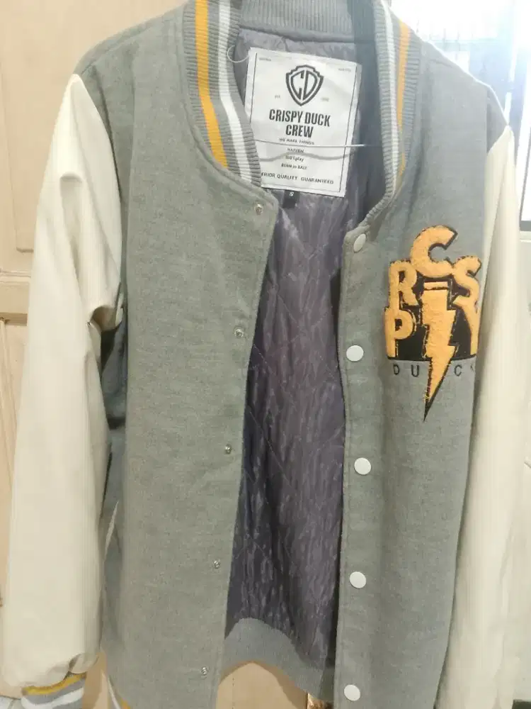 Jaket baseball crispy duck
