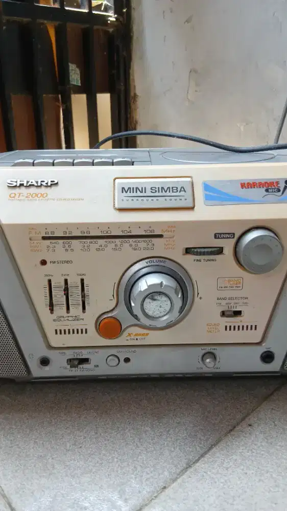 Radio Tape / Boombox Vintage SHARP QT-2000 Mini Simba