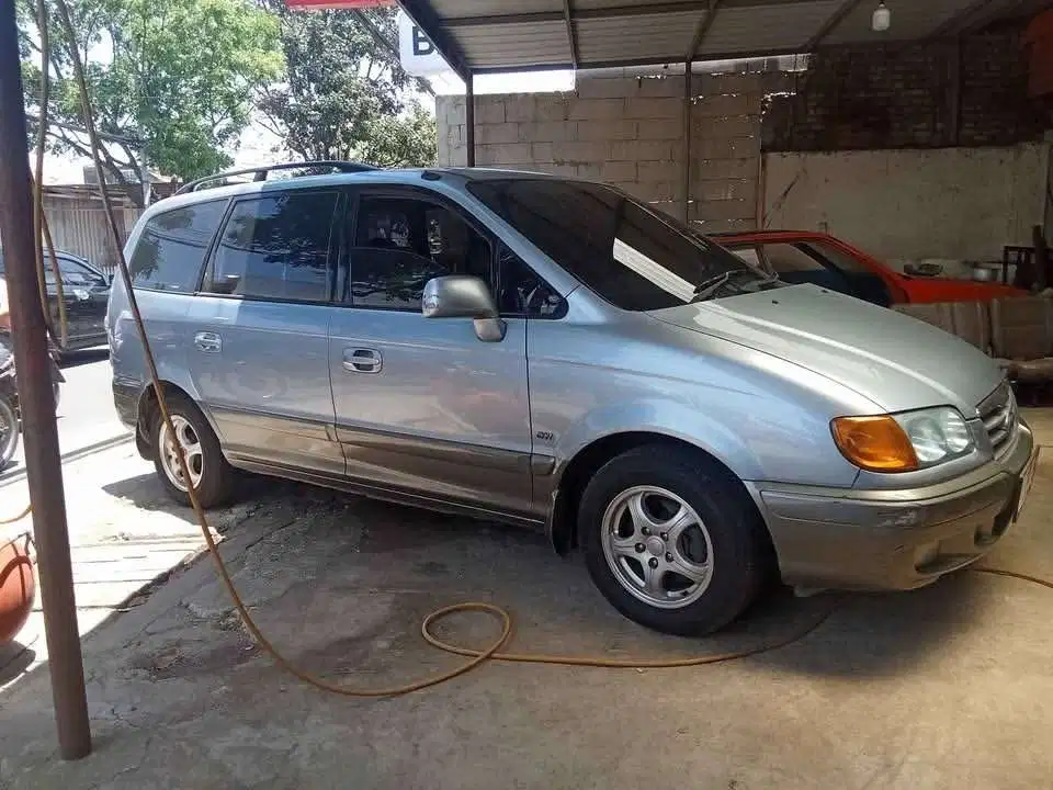 Hyundai Trajet 2004 Bensin