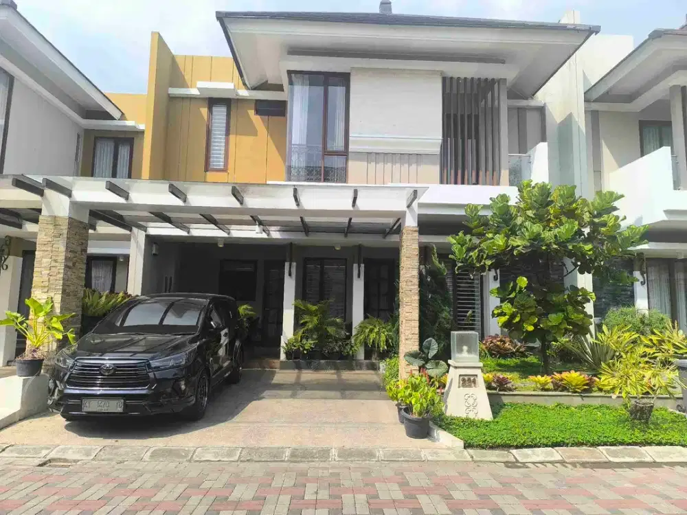 Rumah Mewah 2 Lantai dekat UGM di Perum Vasana Residence