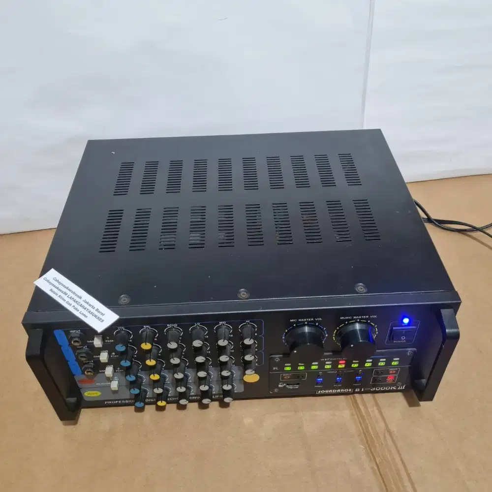 Elektronik Amplifier Digital Echo Mixing Karaoke System BT 3000K III