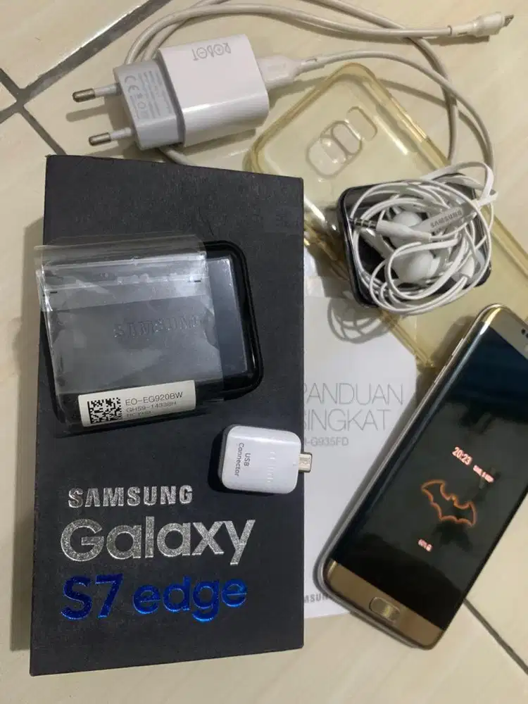Dijual Samsung Galaxy S7 Edge Ex Sein 4/32 Fullset, Like New, No Minus