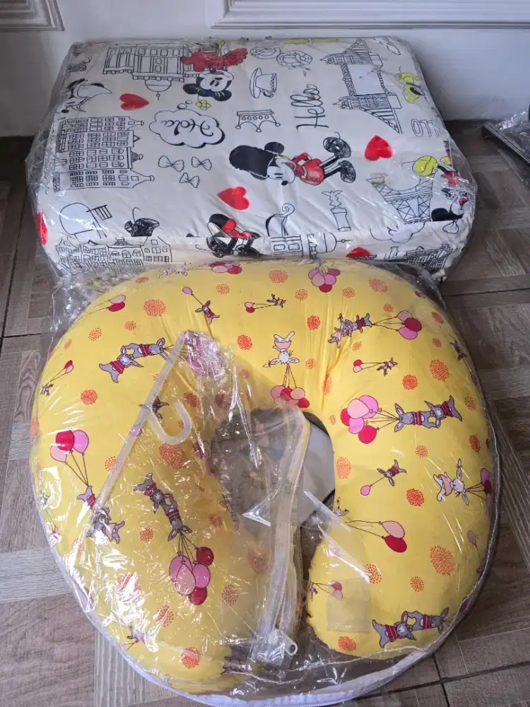 Kasur Bayi dan bantal menyusui