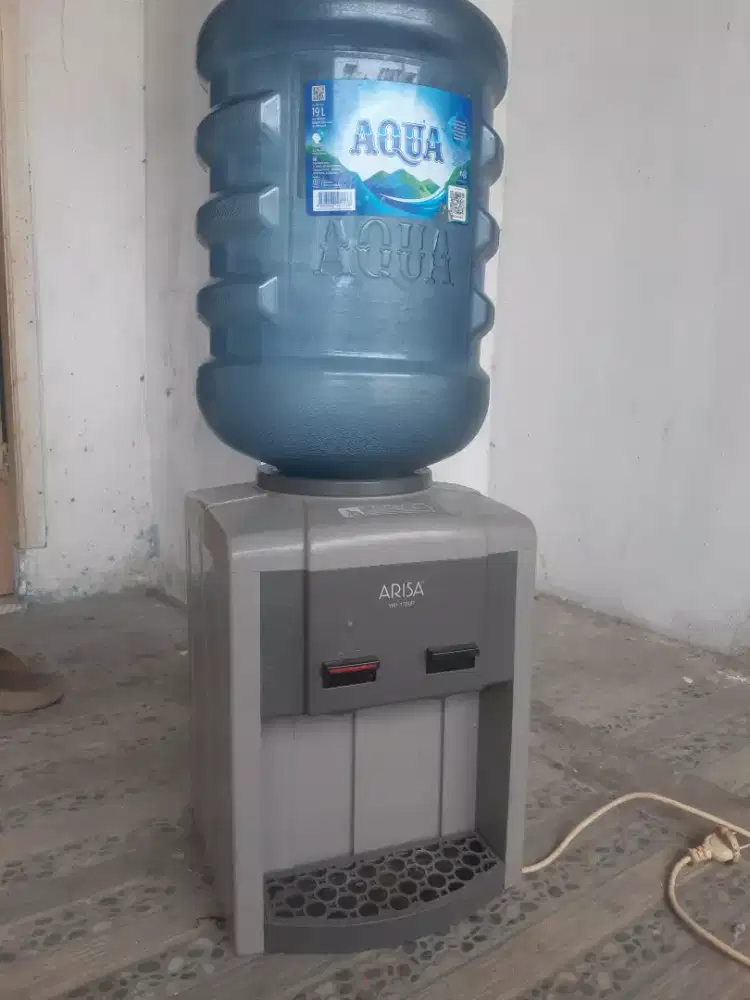 Dispenser arisa plus galon aqua