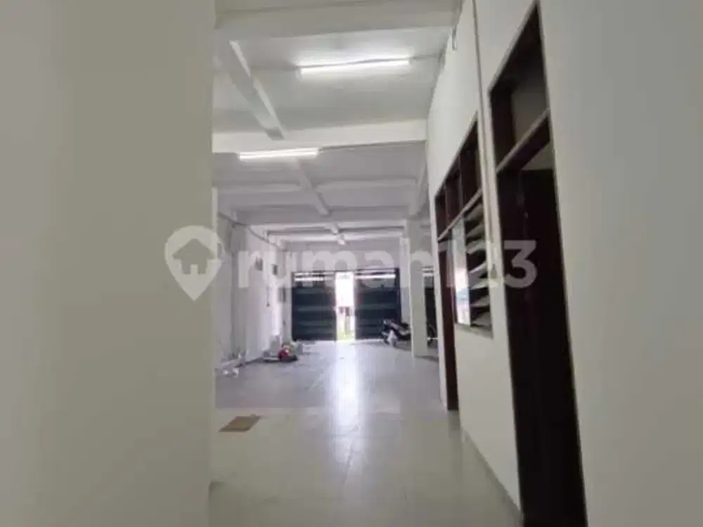Jarang Ada, Ruko 2 Lantai Daerah Ramai Penduduk, Kampial