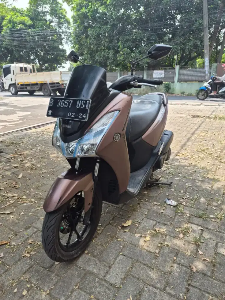 Dijual Yamaha Lexi 125 tahun 2019 surat lengkap