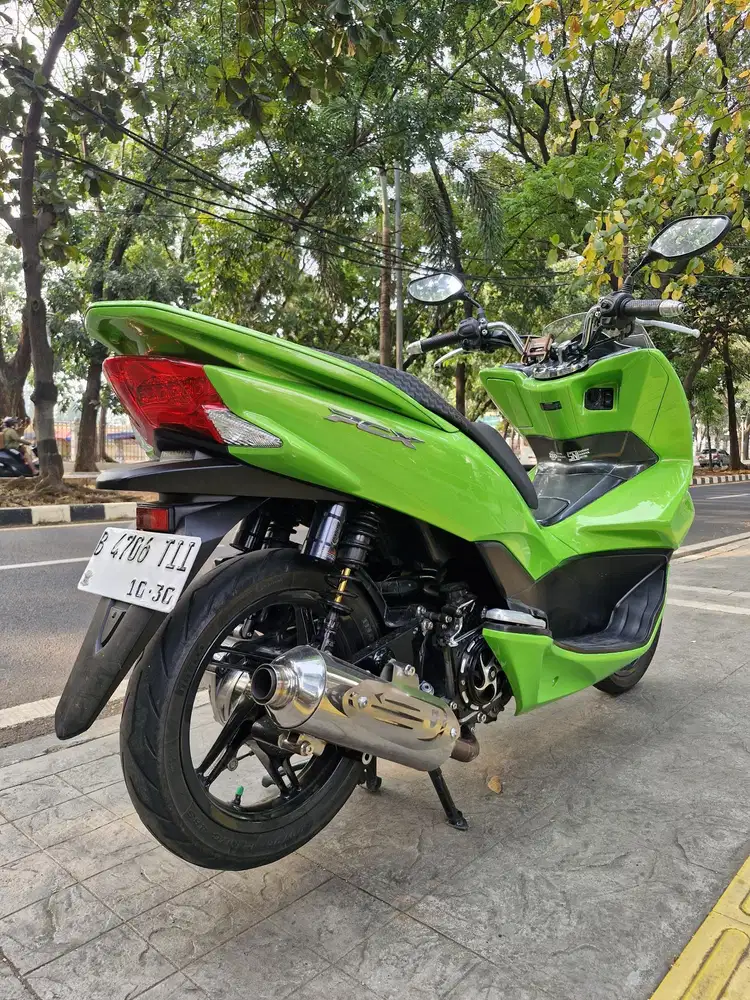 DIJUAL CASH HONDA PCX CBU 150 THN 2015 PJK IDUP SIAP PAKAI