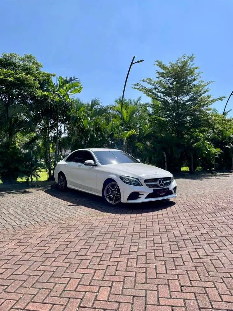 [Low Odo (35rb)] Mercedes Benz C200 Final Edition 2021