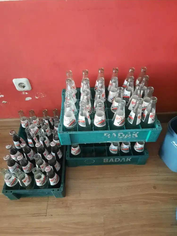 Botol minuman badak + wadah krat