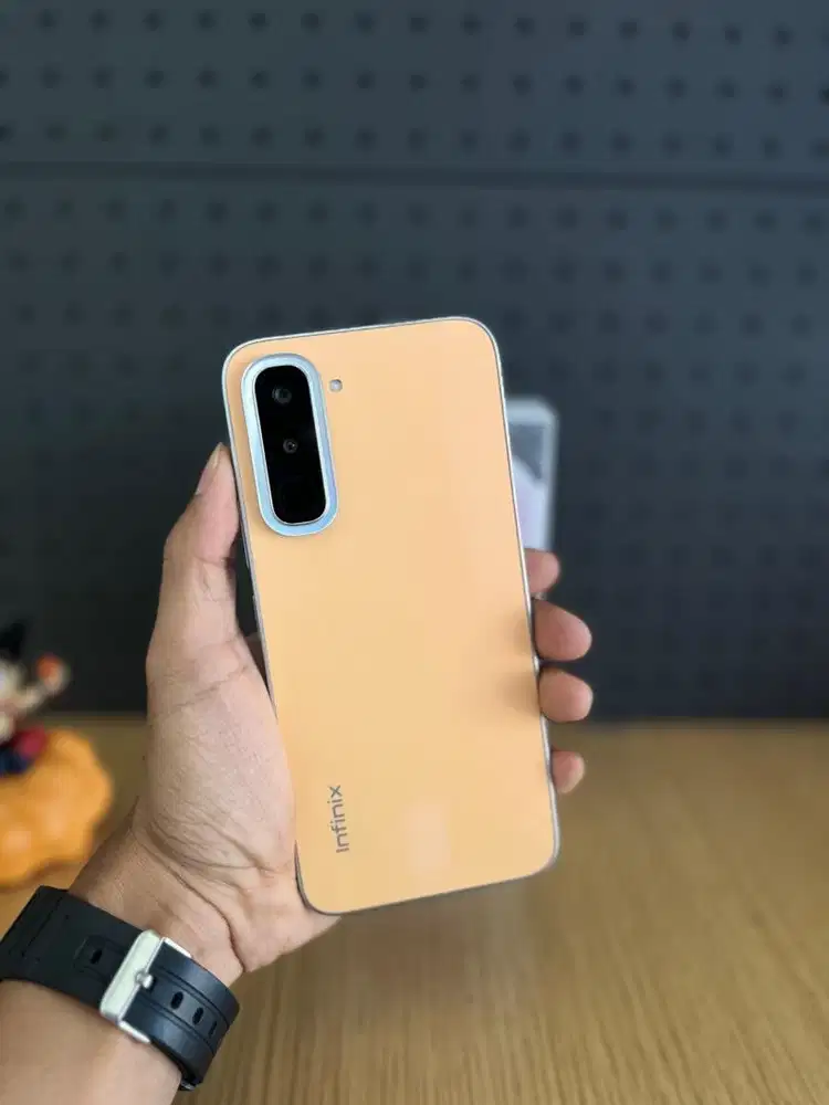 INFINIX HOT 70 6/256GB