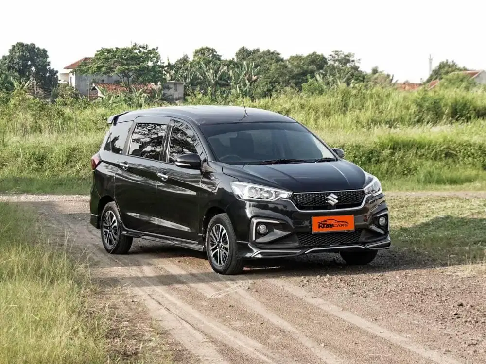 Suzuki Ertiga 1.5 Sport Hybrid AT 2023