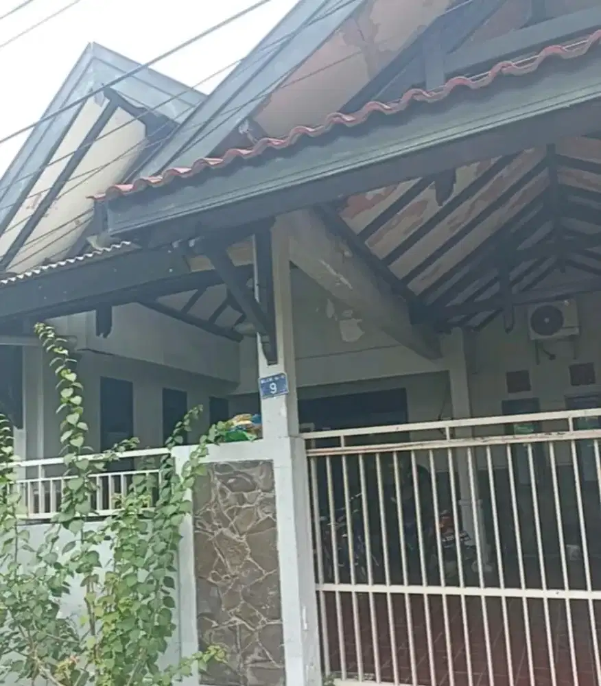 Sewa/kontrak Rumah ada Ruha Taman Pinang  jalan kembar blok H Sidoarjo