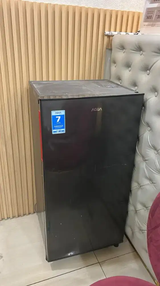 Kulkas aqua 1 pintu