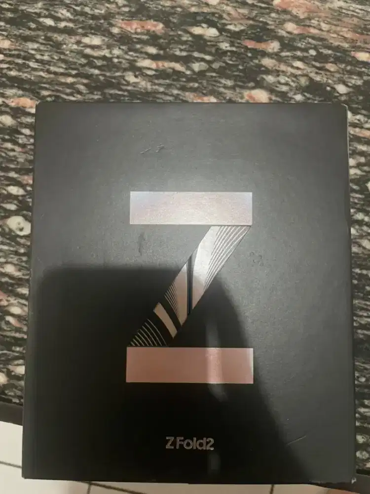 Samsung Galaxy ZFold 2 12/256GB - Spek Monster (Minus Layar)