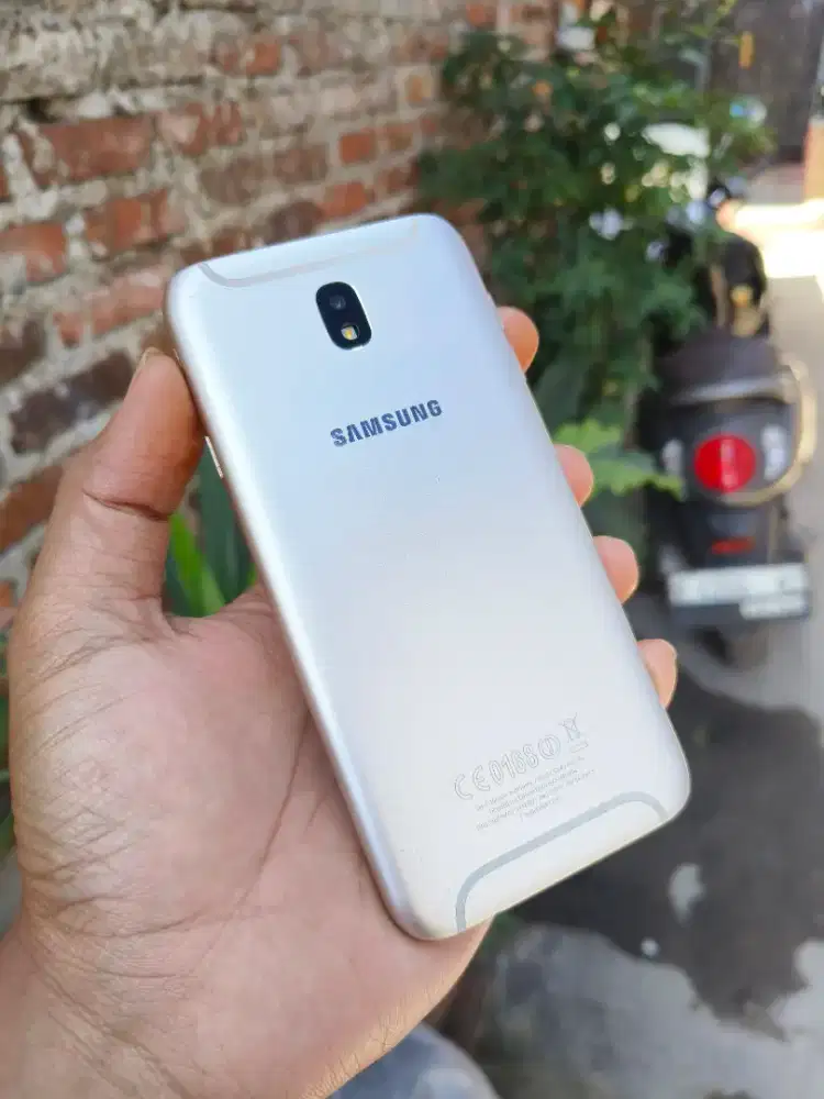 Samsung J7 Pro 3/32