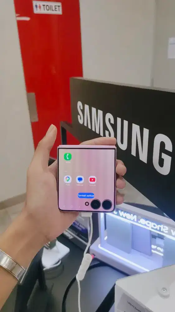 Samsung Galaxy Z Flip8 | HP Lipat | Bisa Cicilan Home Credit | Garansi