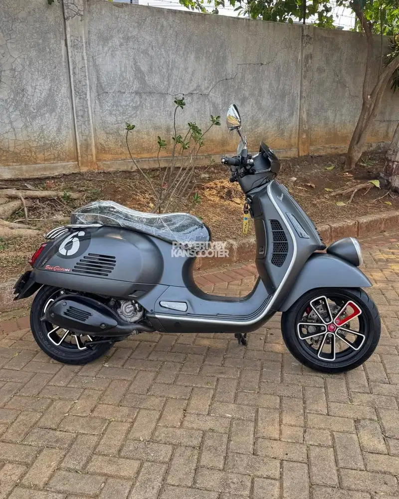 VESPA GTV SEI GIORNI II 300 HPE LIMITED EDITION 2021 BERGARANSI