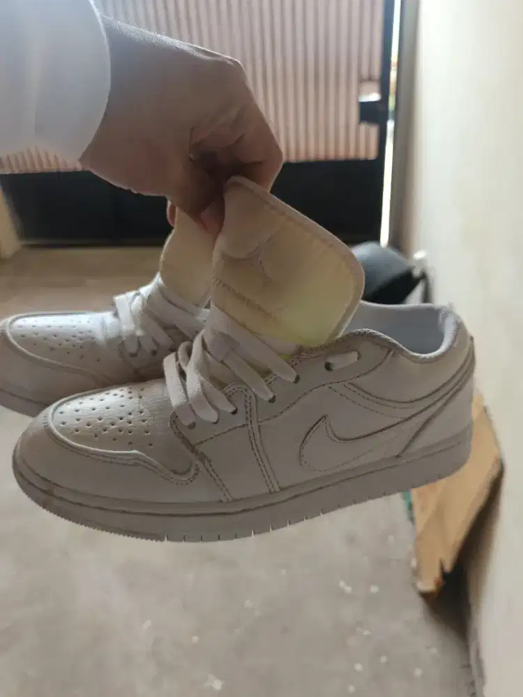 sepatu nike air jordan full white 41