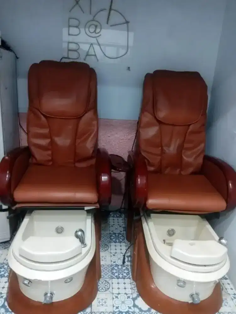 Kursi pedicure 2 unit 1 juta aja
