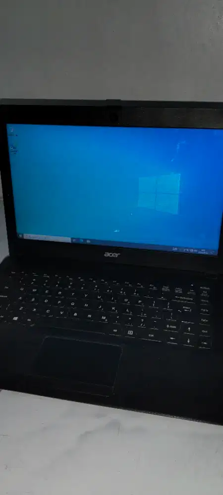 DIJUAL LAPTOP ACER 800rb!!!