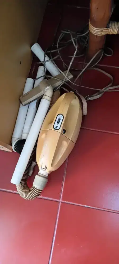 Borongan vacum Vacuum Cleaner NATIONAL & Kipas Angin Tower REGENCY