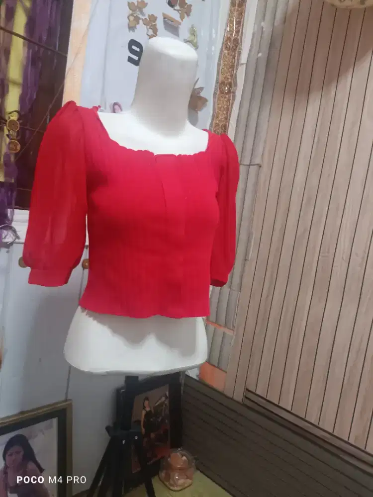 Atasan merah  rajut