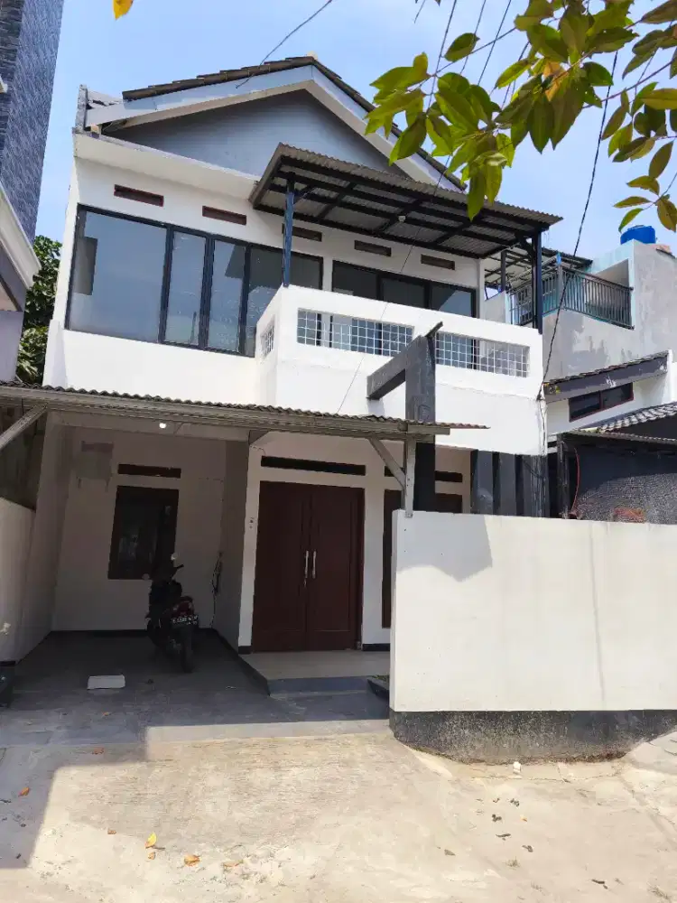 Disewakan Rumah 2 lt, Jurangmangu Barat, Tangerang Selatan