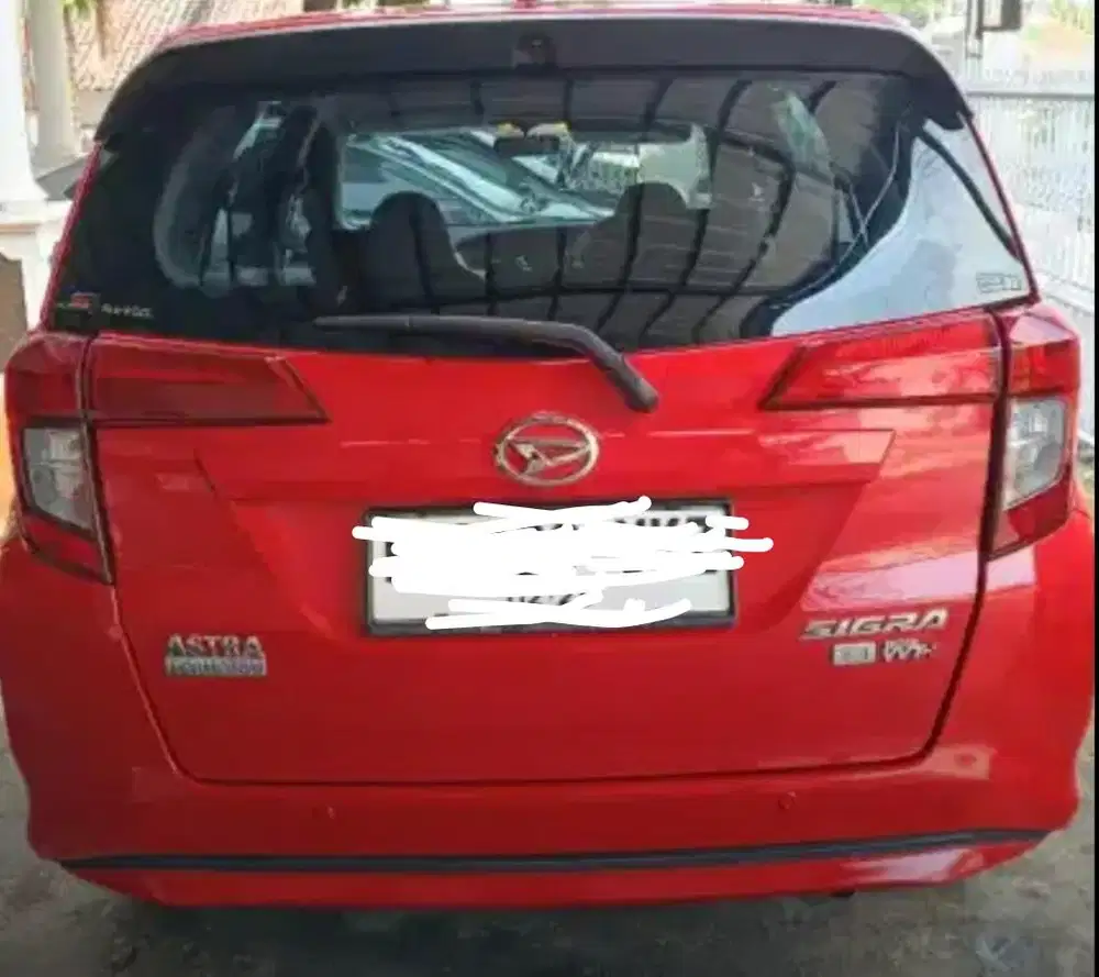 Sigra 1.2 R Deluxe 2017 Manual Sigra R 2018 MT