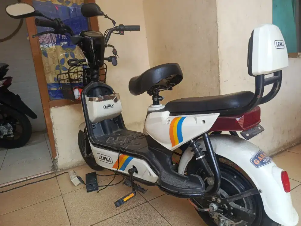 SEPEDA LISTRIK LENKA JARANG DIPAKAI
