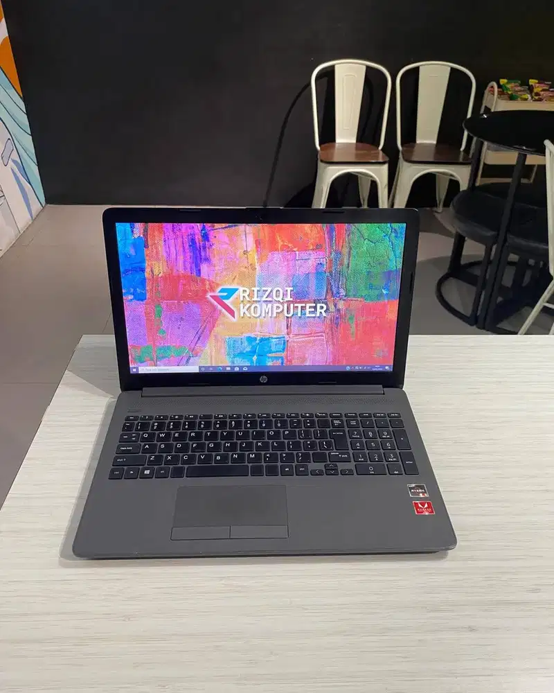 HP 255 G7 AMD Ryzen 5 2500U RAM 8GB SSD 256GB