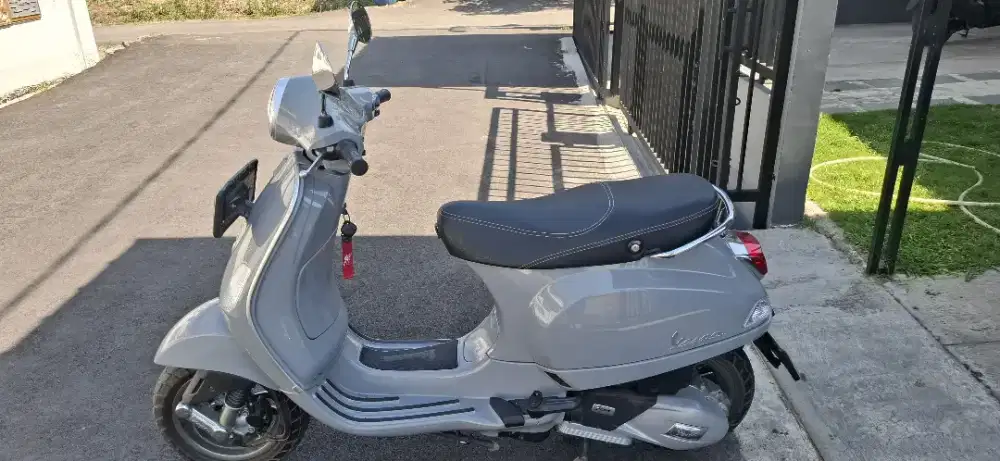 Vespa LX i-get 2023 LIKE NEW
