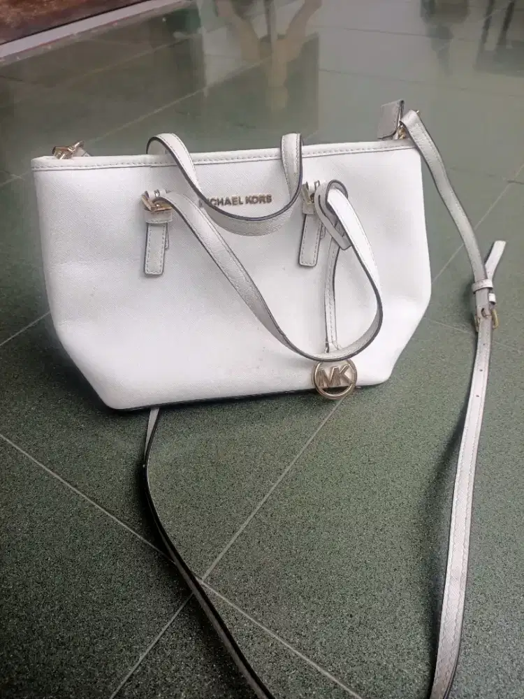 Dijual tas wanita merk mK original