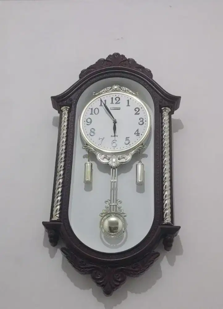 Dijual Jam Dinding