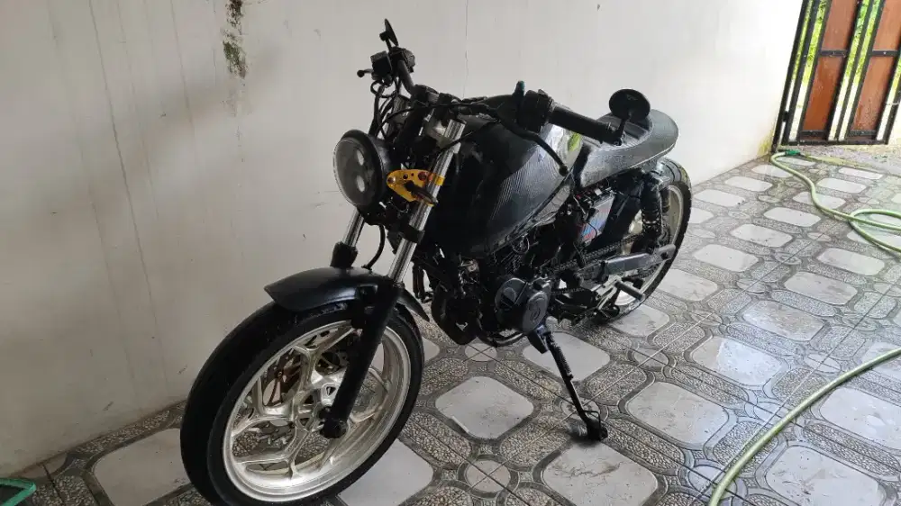 BAJAJ PULSAR 200 DTSI